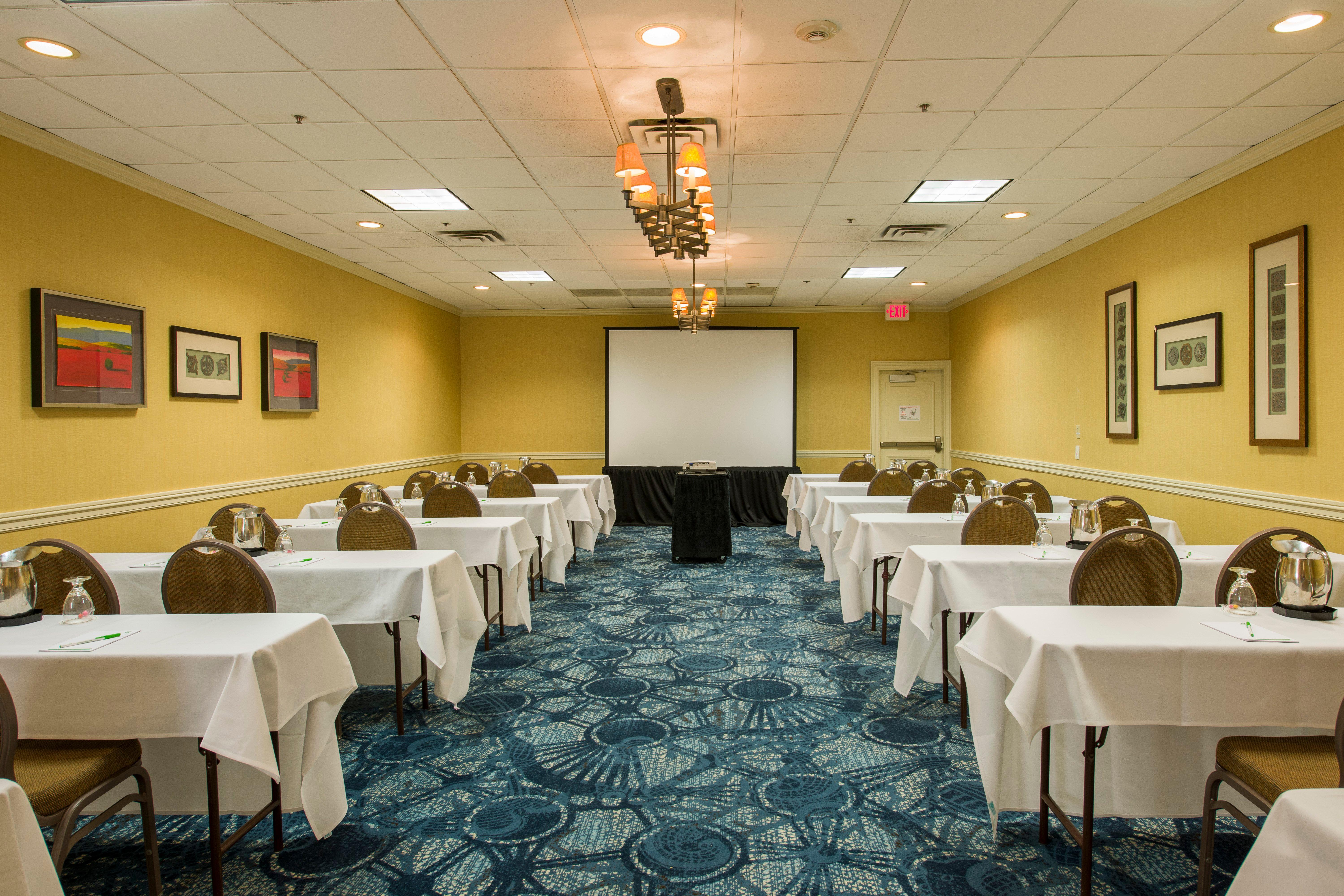 Best Western Plus Strongsville Cleveland Luaran gambar